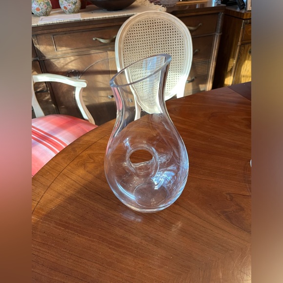 Bormioli Rocco Clear Glass 50oz. Carafe/Wine Decanter w artistic grip, Italy - Picture 14 of 14